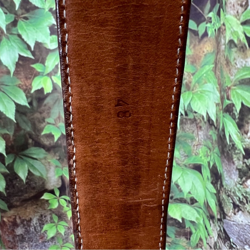 VINTAGE WESTERN Exotic Croc Embossed Leather Belt, 48 - Picture 8 of 11